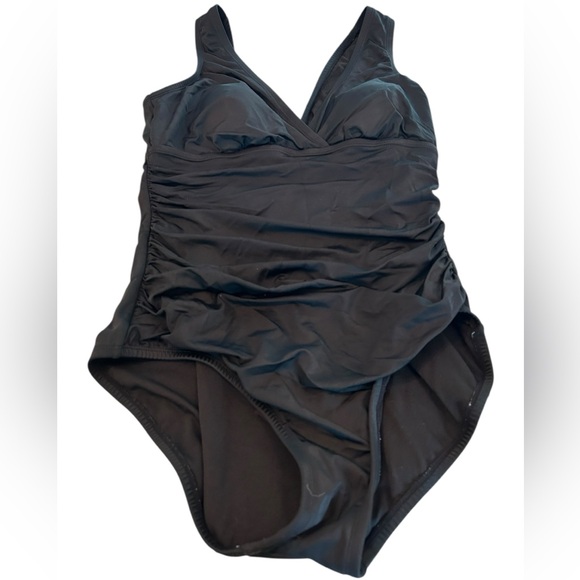 Miracle brands One-Piece Swimsuit size medium - Picture 1 of 4